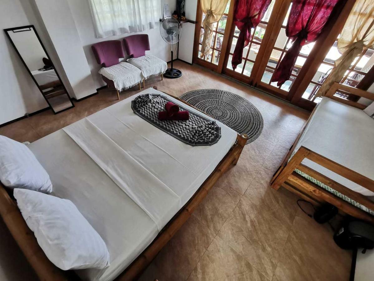 Fantasy Lodge Samboan Exterior foto